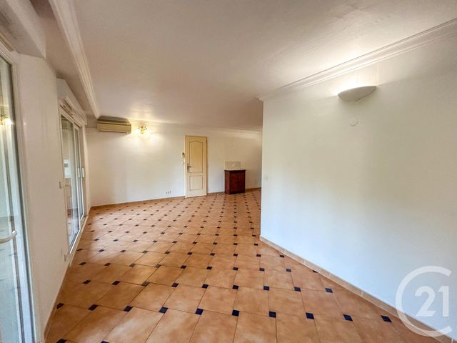 Appartement T4 à vendre - 4 pièces - 54.31 m2 - CAVALAIRE SUR MER - 83 - PROVENCE-ALPES-COTE-D-AZUR - Century 21 Bianchi Transactions