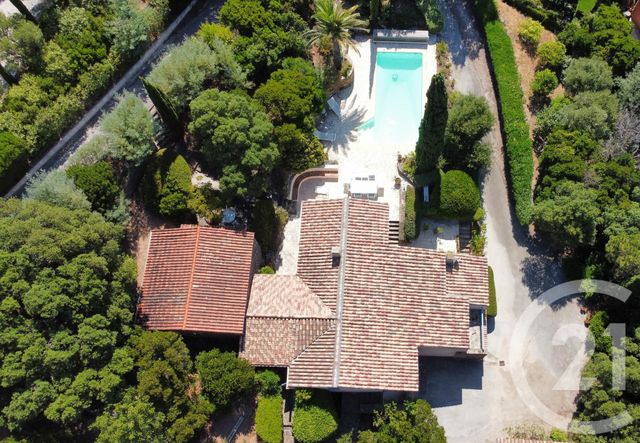 maison à vendre - 6 pièces - 182.0 m2 - CAVALAIRE SUR MER - 83 - PROVENCE-ALPES-COTE-D-AZUR - Century 21 Bianchi Transactions