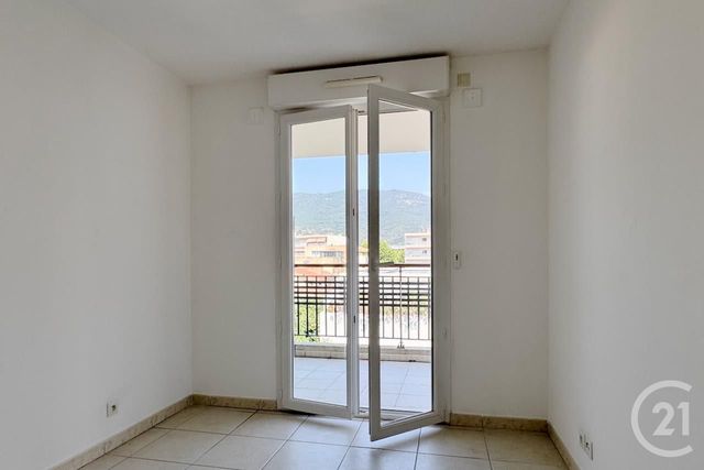 Appartement T3 à vendre - 3 pièces - 64.15 m2 - CAVALAIRE SUR MER - 83 - PROVENCE-ALPES-COTE-D-AZUR - Century 21 Bianchi Transactions