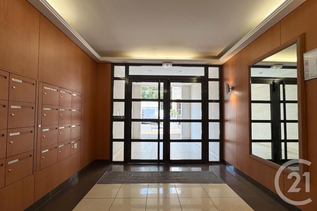 Appartement T3 à vendre - 3 pièces - 64.15 m2 - CAVALAIRE SUR MER - 83 - PROVENCE-ALPES-COTE-D-AZUR - Century 21 Bianchi Transactions