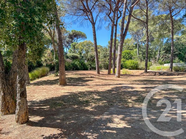 Appartement T4 à vendre - 4 pièces - 83.64 m2 - CAVALAIRE SUR MER - 83 - PROVENCE-ALPES-COTE-D-AZUR - Century 21 Bianchi Transactions