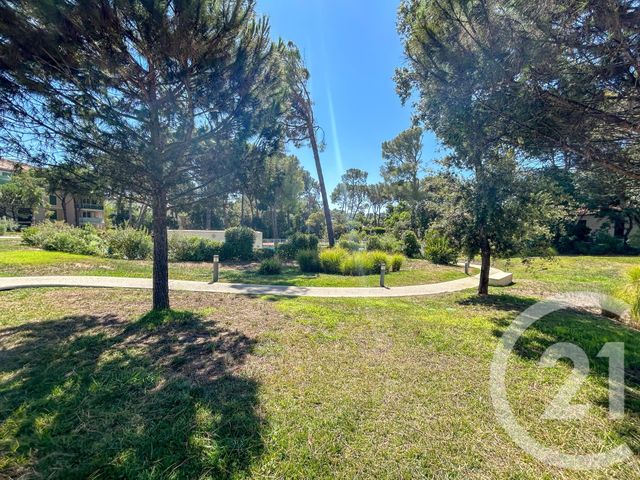 Appartement T4 à vendre - 4 pièces - 83.64 m2 - CAVALAIRE SUR MER - 83 - PROVENCE-ALPES-COTE-D-AZUR - Century 21 Bianchi Transactions