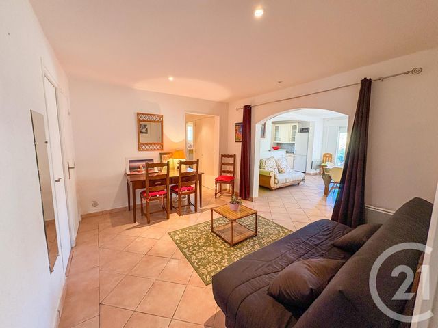 Afficher la photo en grand maison à vendre - 7 pièces - 205.28 m2 - CAVALAIRE SUR MER - 83 - PROVENCE-ALPES-COTE-D-AZUR - Century 21 Bianchi Transactions