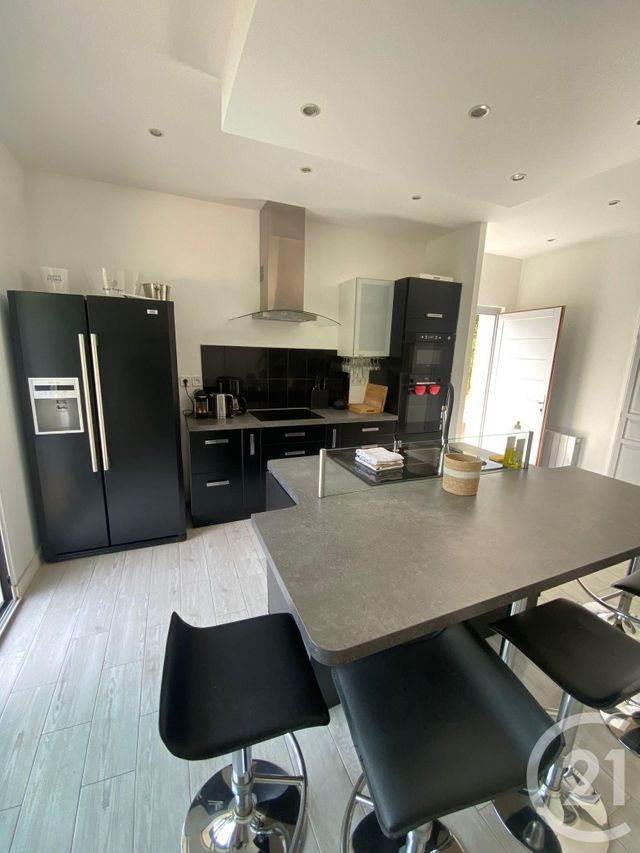 maison à vendre - 5 pièces - 130.0 m2 - CAVALAIRE SUR MER - 83 - PROVENCE-ALPES-COTE-D-AZUR - Century 21 Bianchi Transactions