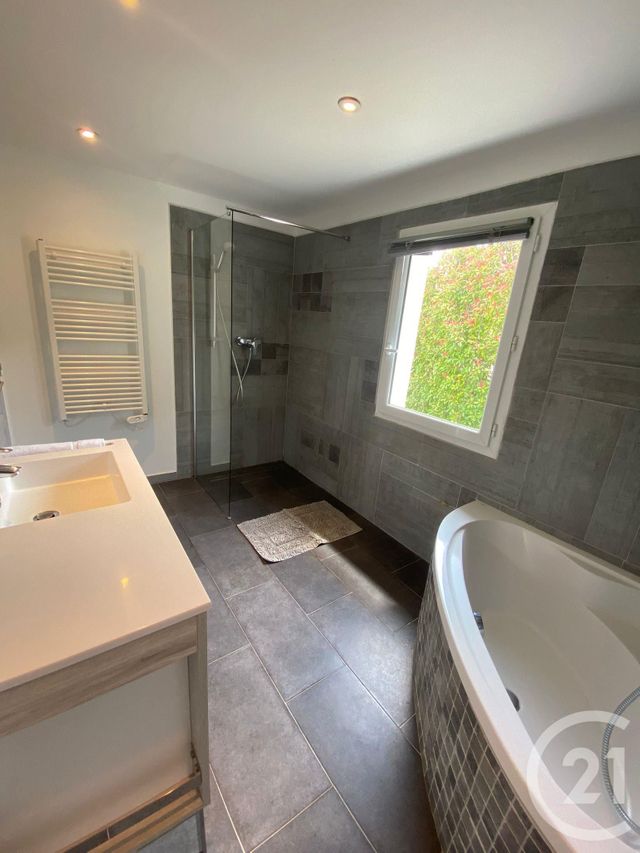 maison à vendre - 5 pièces - 130.0 m2 - CAVALAIRE SUR MER - 83 - PROVENCE-ALPES-COTE-D-AZUR - Century 21 Bianchi Transactions