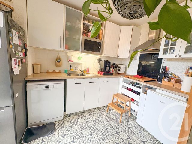 Appartement T4 à vendre - 4 pièces - 75.67 m2 - CAVALAIRE SUR MER - 83 - PROVENCE-ALPES-COTE-D-AZUR - Century 21 Bianchi Transactions