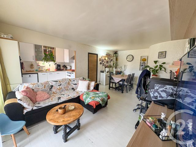 Appartement T4 à vendre - 4 pièces - 75.67 m2 - CAVALAIRE SUR MER - 83 - PROVENCE-ALPES-COTE-D-AZUR - Century 21 Bianchi Transactions