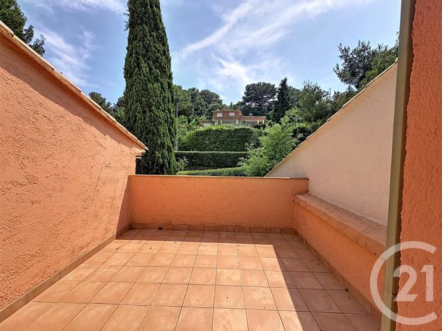 Appartement Duplex à vendre - 4 pièces - 87.89 m2 - CAVALAIRE SUR MER - 83 - PROVENCE-ALPES-COTE-D-AZUR - Century 21 Bianchi Transactions