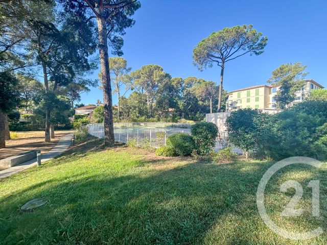 Appartement T3 à vendre - 3 pièces - 73.0 m2 - CAVALAIRE SUR MER - 83 - PROVENCE-ALPES-COTE-D-AZUR - Century 21 Bianchi Transactions