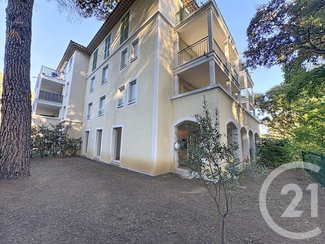 Appartement T3 à vendre - 3 pièces - 73.0 m2 - CAVALAIRE SUR MER - 83 - PROVENCE-ALPES-COTE-D-AZUR - Century 21 Bianchi Transactions
