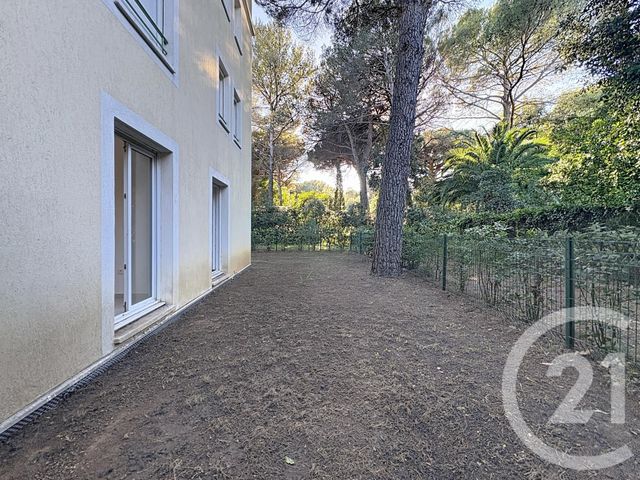 Appartement T3 à vendre - 3 pièces - 73.0 m2 - CAVALAIRE SUR MER - 83 - PROVENCE-ALPES-COTE-D-AZUR - Century 21 Bianchi Transactions