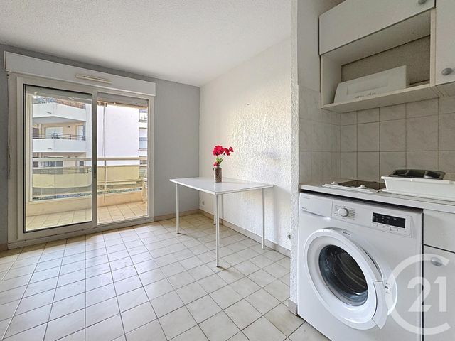 Appartement Studio Cabine à vendre - 1 pièce - 29.0 m2 - CAVALAIRE SUR MER - 83 - PROVENCE-ALPES-COTE-D-AZUR - Century 21 Bianchi Transactions