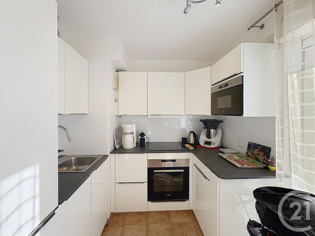 Appartement T3 à vendre - 3 pièces - 61.44 m2 - CAVALAIRE SUR MER - 83 - PROVENCE-ALPES-COTE-D-AZUR - Century 21 Bianchi Transactions