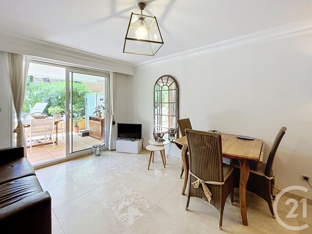 Appartement T2 à vendre - 2 pièces - 40.45 m2 - CAVALAIRE SUR MER - 83 - PROVENCE-ALPES-COTE-D-AZUR - Century 21 Bianchi Transactions