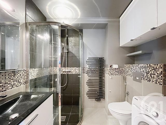 Appartement T3 à vendre - 3 pièces - 63.0 m2 - CAVALAIRE SUR MER - 83 - PROVENCE-ALPES-COTE-D-AZUR - Century 21 Bianchi Transactions