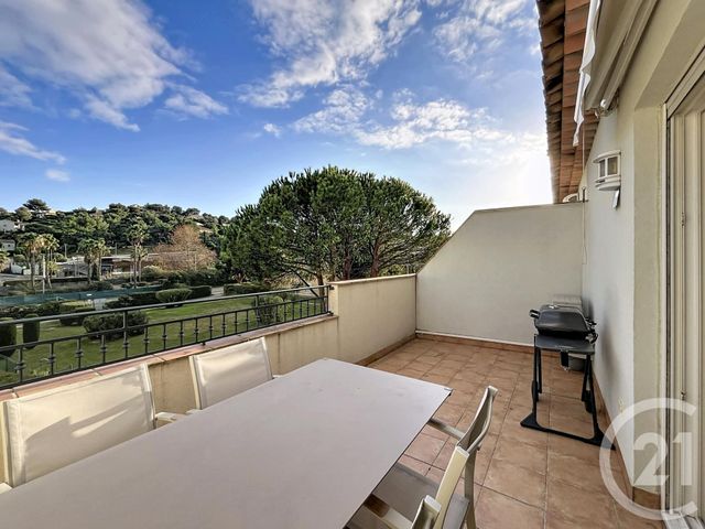 Appartement T4 à vendre - 4 pièces - 52.0 m2 - CAVALAIRE SUR MER - 83 - PROVENCE-ALPES-COTE-D-AZUR - Century 21 Bianchi Transactions