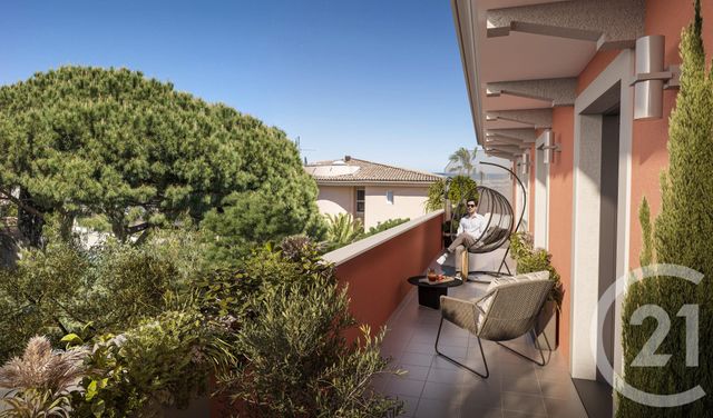 Appartement T3 à vendre - 3 pièces - 57.61 m2 - CAVALAIRE SUR MER - 83 - PROVENCE-ALPES-COTE-D-AZUR - Century 21 Bianchi Transactions