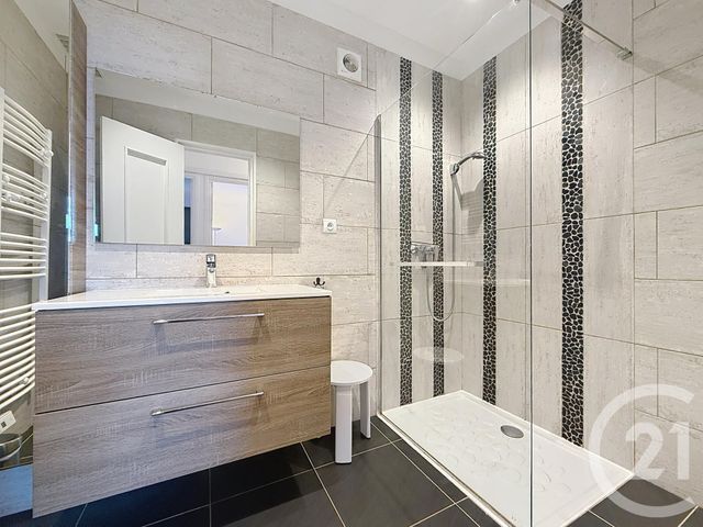 maison à vendre - 6 pièces - 176.0 m2 - CAVALAIRE SUR MER - 83 - PROVENCE-ALPES-COTE-D-AZUR - Century 21 Bianchi Transactions