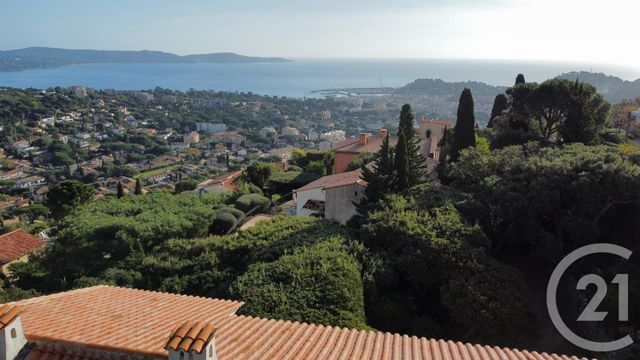 maison à vendre - 6 pièces - 176.0 m2 - CAVALAIRE SUR MER - 83 - PROVENCE-ALPES-COTE-D-AZUR - Century 21 Bianchi Transactions