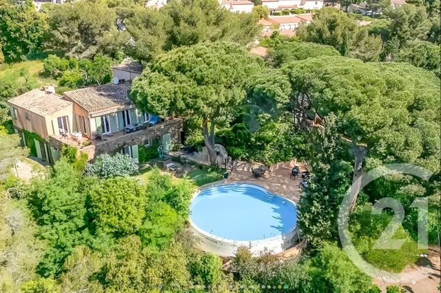 maison à vendre - 14 pièces - 279.0 m2 - CAVALAIRE SUR MER - 83 - PROVENCE-ALPES-COTE-D-AZUR - Century 21 Bianchi Transactions