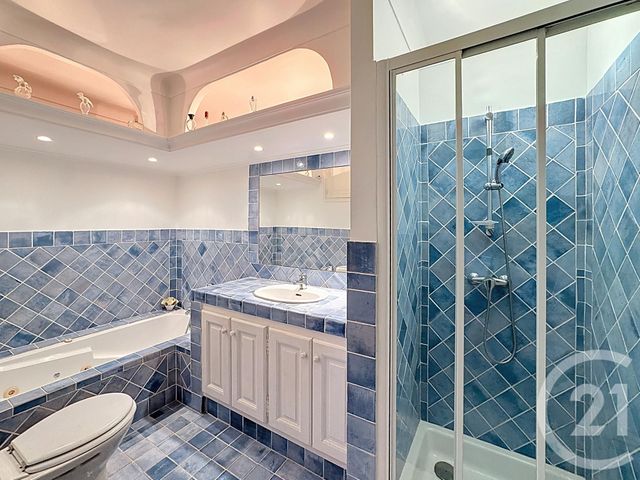 maison à vendre - 14 pièces - 279.0 m2 - CAVALAIRE SUR MER - 83 - PROVENCE-ALPES-COTE-D-AZUR - Century 21 Bianchi Transactions