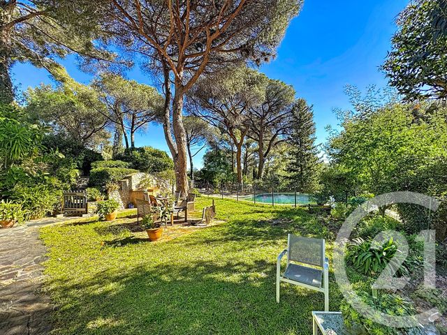 maison à vendre - 14 pièces - 279.0 m2 - CAVALAIRE SUR MER - 83 - PROVENCE-ALPES-COTE-D-AZUR - Century 21 Bianchi Transactions