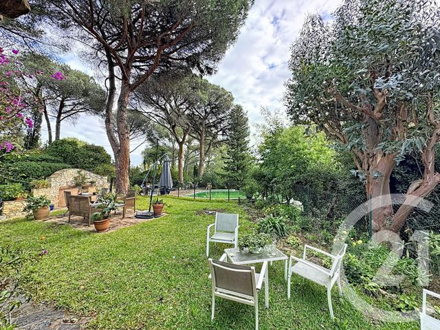 maison à vendre - 14 pièces - 279.0 m2 - CAVALAIRE SUR MER - 83 - PROVENCE-ALPES-COTE-D-AZUR - Century 21 Bianchi Transactions