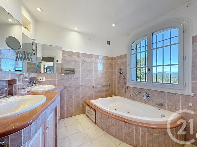 maison à vendre - 5 pièces - 140.0 m2 - LA CROIX VALMER - 83 - PROVENCE-ALPES-COTE-D-AZUR - Century 21 Bianchi Transactions