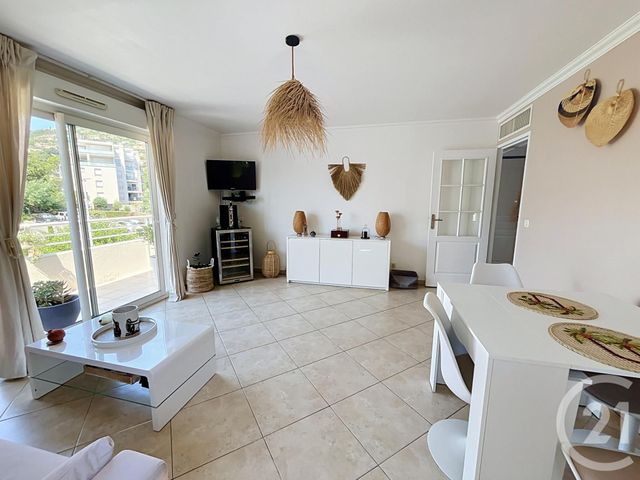 Appartement T3 à vendre - 3 pièces - 60.14 m2 - CAVALAIRE SUR MER - 83 - PROVENCE-ALPES-COTE-D-AZUR - Century 21 Bianchi Transactions