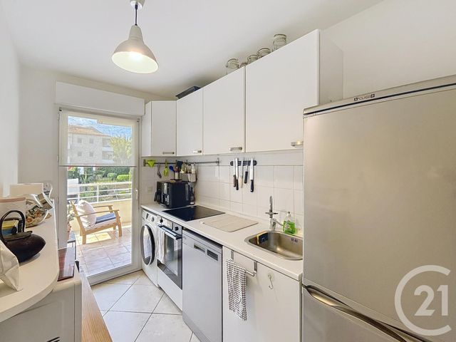 Appartement T3 à vendre - 3 pièces - 60.14 m2 - CAVALAIRE SUR MER - 83 - PROVENCE-ALPES-COTE-D-AZUR - Century 21 Bianchi Transactions