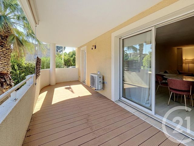 Appartement T4 à vendre - 3 pièces - 84.07 m2 - CAVALAIRE SUR MER - 83 - PROVENCE-ALPES-COTE-D-AZUR - Century 21 Bianchi Transactions