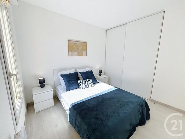 Appartement T4 à vendre - 3 pièces - 84.07 m2 - CAVALAIRE SUR MER - 83 - PROVENCE-ALPES-COTE-D-AZUR - Century 21 Bianchi Transactions