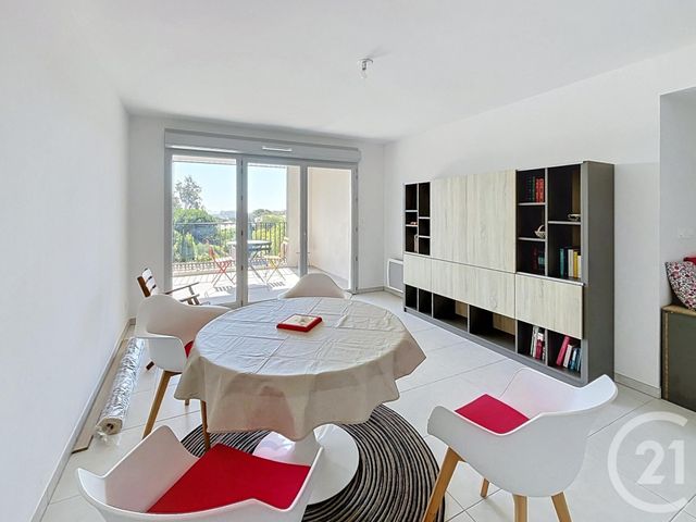 Appartement T3 à vendre - 3 pièces - 64.5 m2 - CAVALAIRE SUR MER - 83 - PROVENCE-ALPES-COTE-D-AZUR - Century 21 Bianchi Transactions
