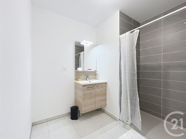 Appartement T3 à vendre - 3 pièces - 64.5 m2 - CAVALAIRE SUR MER - 83 - PROVENCE-ALPES-COTE-D-AZUR - Century 21 Bianchi Transactions