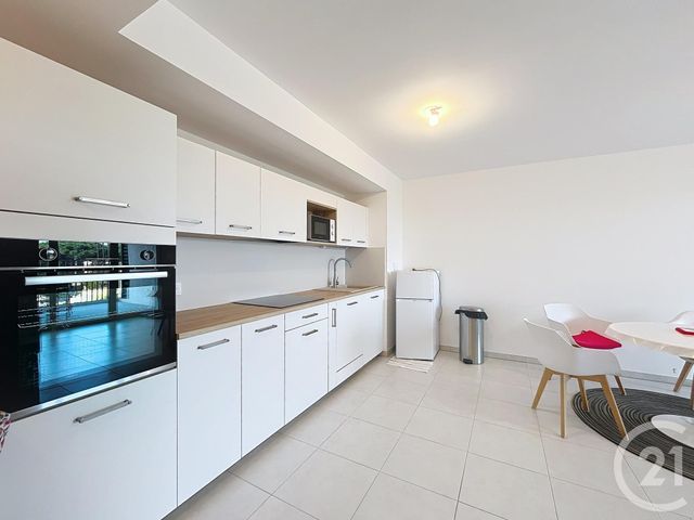 Appartement T3 à vendre - 3 pièces - 64.5 m2 - CAVALAIRE SUR MER - 83 - PROVENCE-ALPES-COTE-D-AZUR - Century 21 Bianchi Transactions