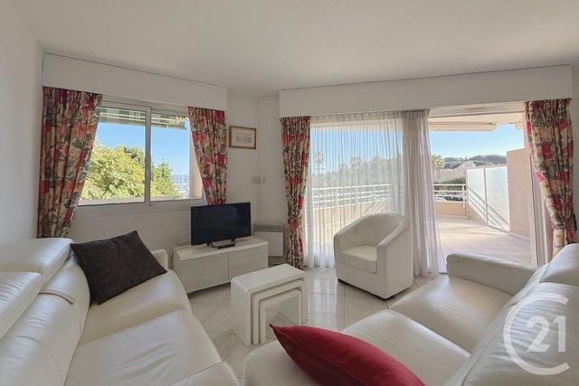 Appartement T4 à vendre - 4 pièces - 74.0 m2 - CAVALAIRE SUR MER - 83 - PROVENCE-ALPES-COTE-D-AZUR - Century 21 Bianchi Transactions