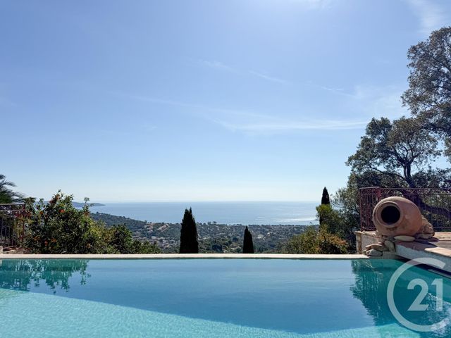 maison à vendre - 6 pièces - 175.0 m2 - CAVALAIRE SUR MER - 83 - PROVENCE-ALPES-COTE-D-AZUR - Century 21 Bianchi Transactions