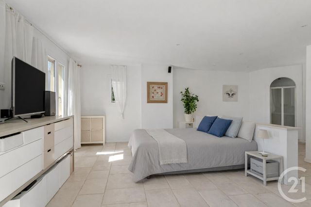 maison à vendre - 4 pièces - 188.3 m2 - CAVALAIRE SUR MER - 83 - PROVENCE-ALPES-COTE-D-AZUR - Century 21 Bianchi Transactions