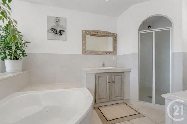 maison à vendre - 4 pièces - 188.3 m2 - CAVALAIRE SUR MER - 83 - PROVENCE-ALPES-COTE-D-AZUR - Century 21 Bianchi Transactions