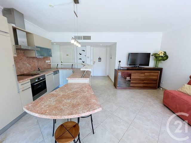 Appartement T2 à vendre - 2 pièces - 47.65 m2 - CAVALAIRE SUR MER - 83 - PROVENCE-ALPES-COTE-D-AZUR - Century 21 Bianchi Transactions