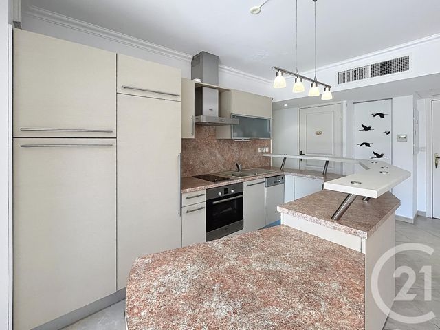 Appartement T2 à vendre - 2 pièces - 47.65 m2 - CAVALAIRE SUR MER - 83 - PROVENCE-ALPES-COTE-D-AZUR - Century 21 Bianchi Transactions