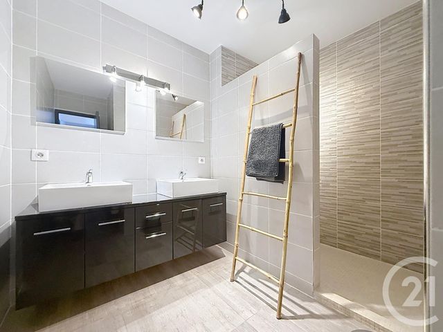 maison à vendre - 7 pièces - 220.0 m2 - CAVALAIRE SUR MER - 83 - PROVENCE-ALPES-COTE-D-AZUR - Century 21 Bianchi Transactions