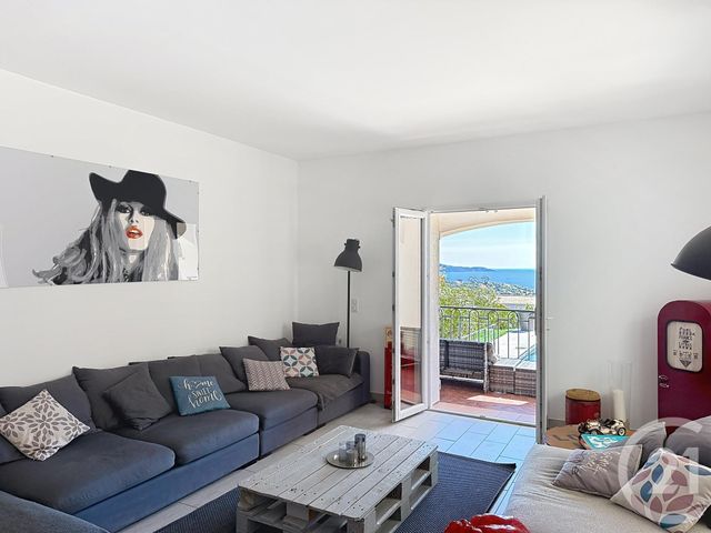 maison à vendre - 7 pièces - 220.0 m2 - CAVALAIRE SUR MER - 83 - PROVENCE-ALPES-COTE-D-AZUR - Century 21 Bianchi Transactions