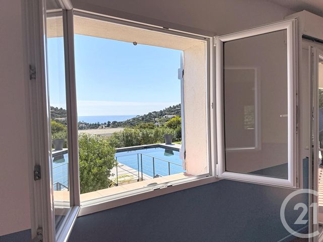 maison à vendre - 7 pièces - 220.0 m2 - CAVALAIRE SUR MER - 83 - PROVENCE-ALPES-COTE-D-AZUR - Century 21 Bianchi Transactions