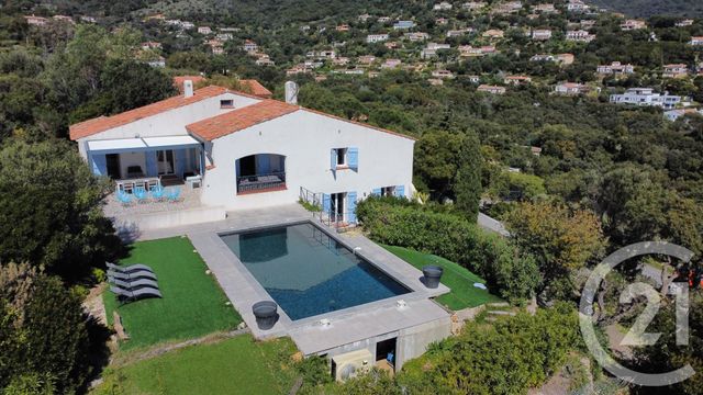 maison à vendre - 7 pièces - 220.0 m2 - CAVALAIRE SUR MER - 83 - PROVENCE-ALPES-COTE-D-AZUR - Century 21 Bianchi Transactions
