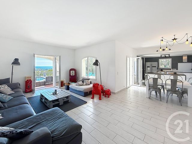maison à vendre - 7 pièces - 220.0 m2 - CAVALAIRE SUR MER - 83 - PROVENCE-ALPES-COTE-D-AZUR - Century 21 Bianchi Transactions