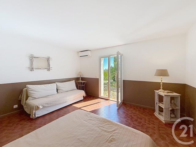 maison à vendre - 7 pièces - 220.0 m2 - CAVALAIRE SUR MER - 83 - PROVENCE-ALPES-COTE-D-AZUR - Century 21 Bianchi Transactions