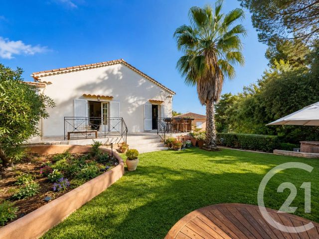 maison à vendre - 5 pièces - 163.0 m2 - CAVALAIRE SUR MER - 83 - PROVENCE-ALPES-COTE-D-AZUR - Century 21 Bianchi Transactions