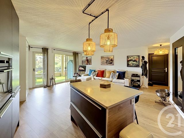 Appartement T3 à vendre - 3 pièces - 71.96 m2 - CAVALAIRE SUR MER - 83 - PROVENCE-ALPES-COTE-D-AZUR - Century 21 Bianchi Transactions