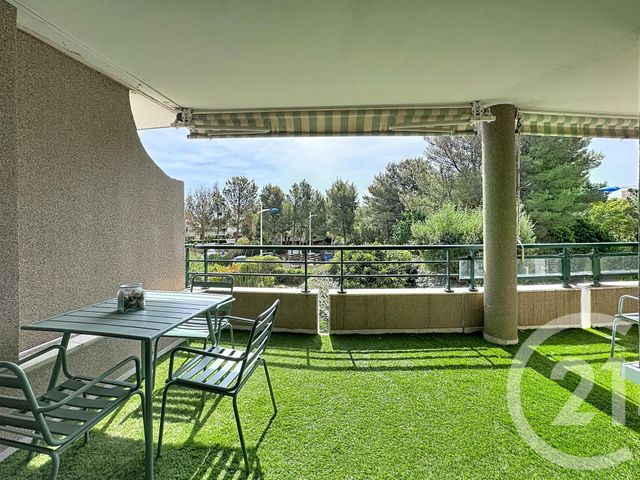 Appartement T3 à vendre - 3 pièces - 71.96 m2 - CAVALAIRE SUR MER - 83 - PROVENCE-ALPES-COTE-D-AZUR - Century 21 Bianchi Transactions